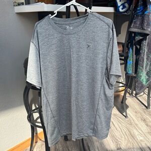 Old Navy Active Heather Gray Men's Short Sleeve Tee